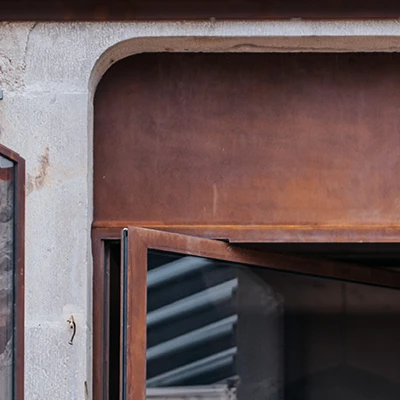 Atelier-metallerie_Felix_Valence_Corten-particuliers Atelier Métallerie Frères Felix Etoile-Sur-Rhône Valence Ferronnerie Corten Alu Menuiserie Soudure Rack Professionnels Industrielle Menuiserie Suivi Entretient