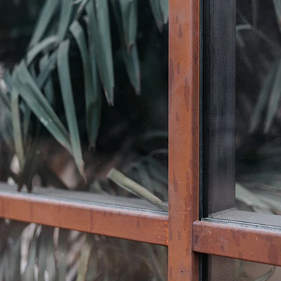 Atelier-metallerie_Felix_Valence_Particulier_verriere Atelier Métallerie Frères Felix Etoile-Sur-Rhône Valence Ferronnerie Corten Alu Menuiserie Soudure Rack Professionnels Industrielle Menuiserie Suivi Entretient